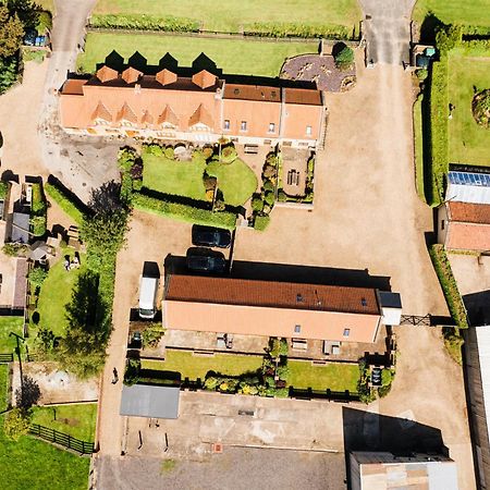 Low Moor Lodge Scarborough Dış mekan fotoğraf